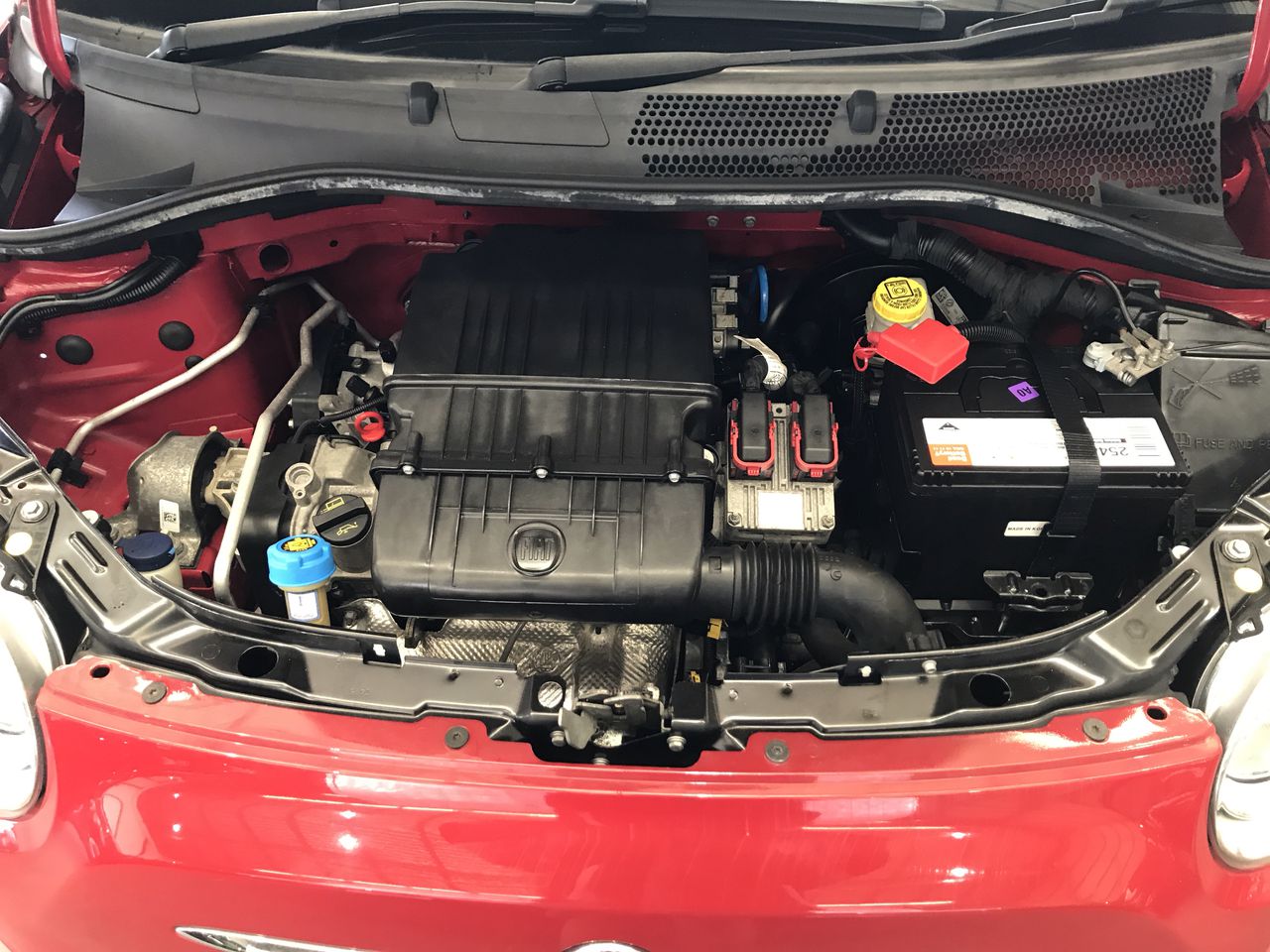 BUNDLE of 2 items: MON CHATEAU Accent Rug (76 x 114cm, Grey. NB: Not in ori