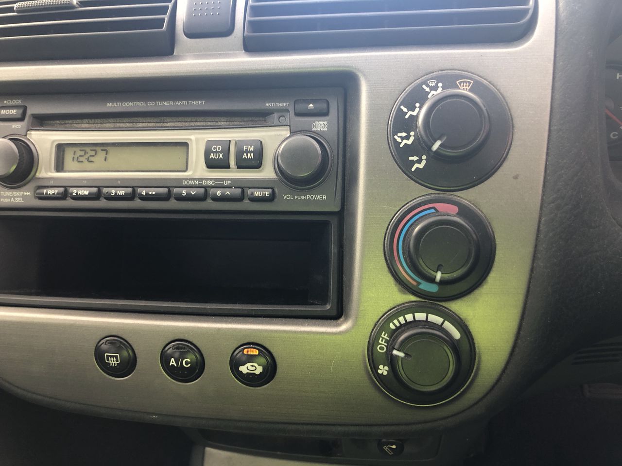 Bromic CT0080G4BC Bromic Countertop Curved Glass Fridge, 80L