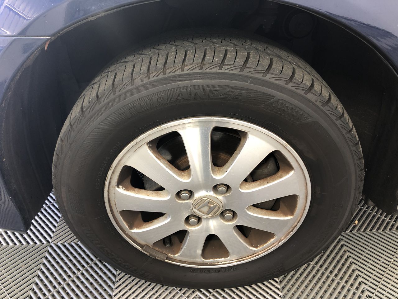 Bromic CT0080G4WC Curved Glass Countertop Beverage Fridge, 80 Litres