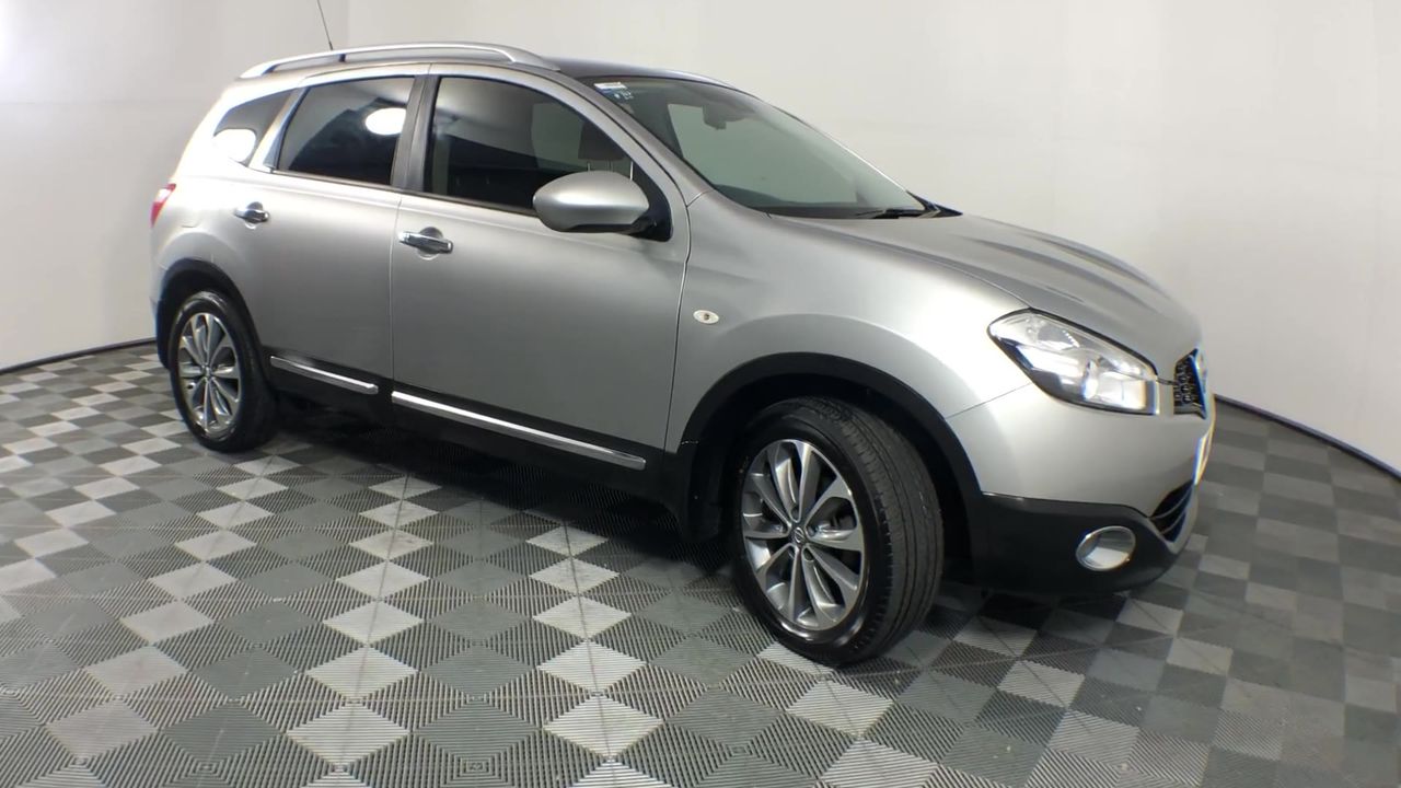 Bromic CT0080G4WC Curved Glass Countertop Beverage Fridge, 80 Litres