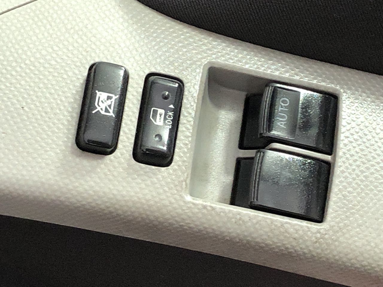 Qty Mixed Industrial Items