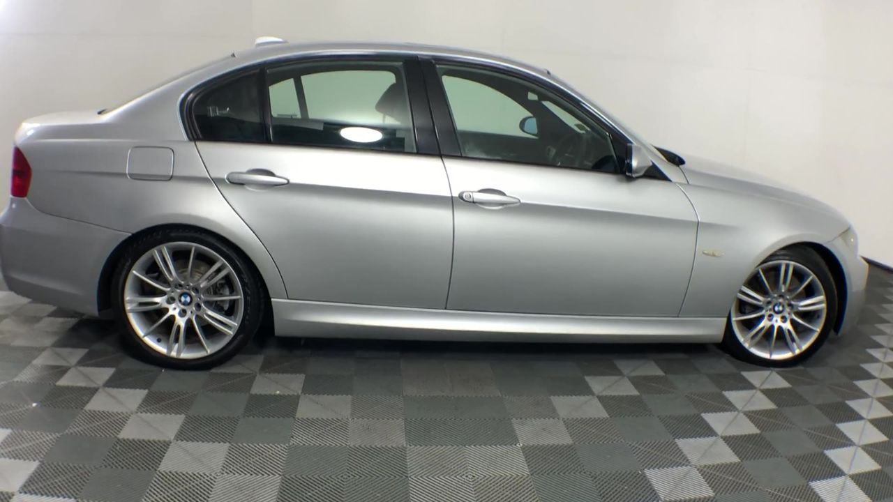 Oversized 100% Cotton, Yarn Dyed Beach Towel