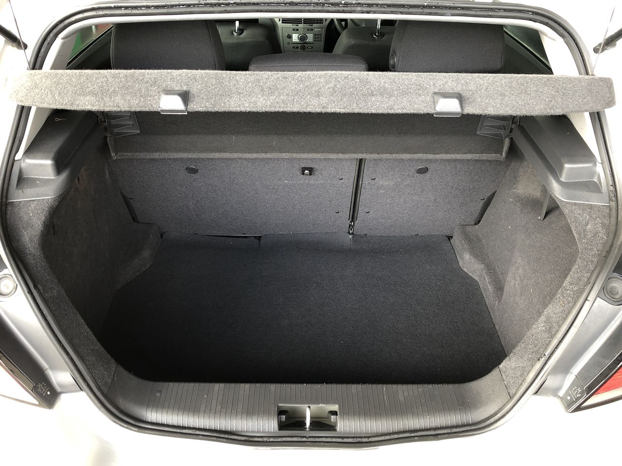 Pallet of Concrete Pavers Assorted