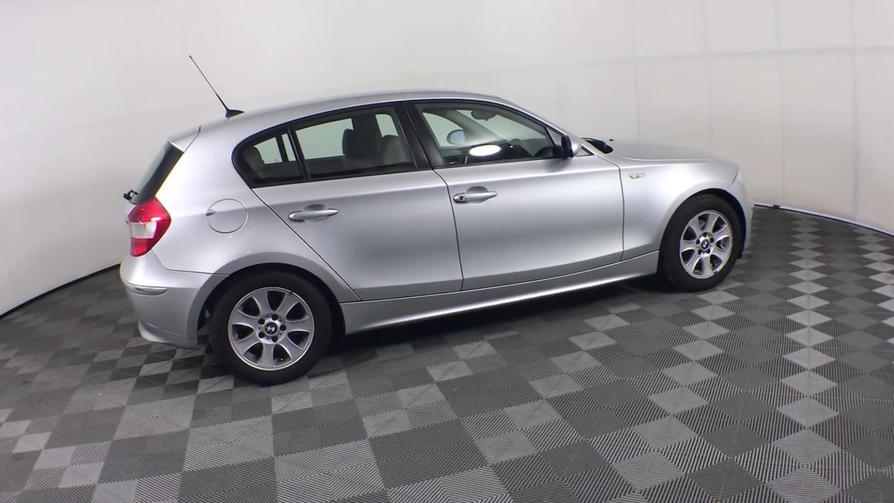 3.92 Carats Reddish Rhodolite Garnet