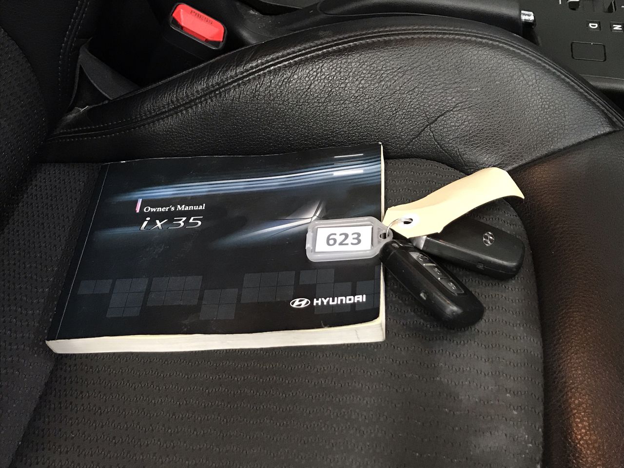 Pierre Delize Blanc De Blancs Brut NV (6x 750mL), France.