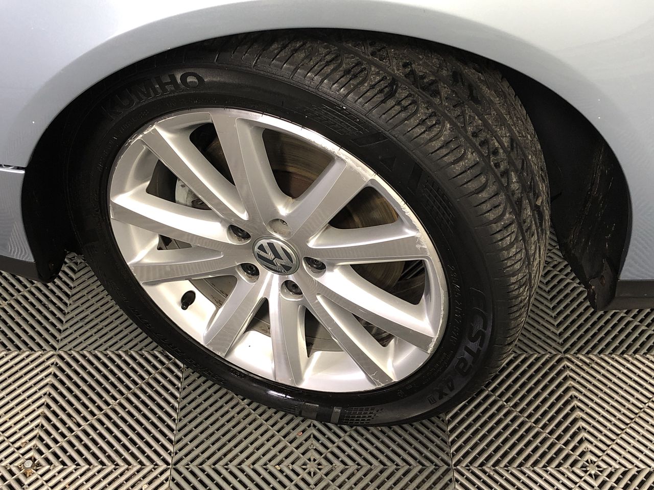 <p>Two Truck Tail Lifts </p>