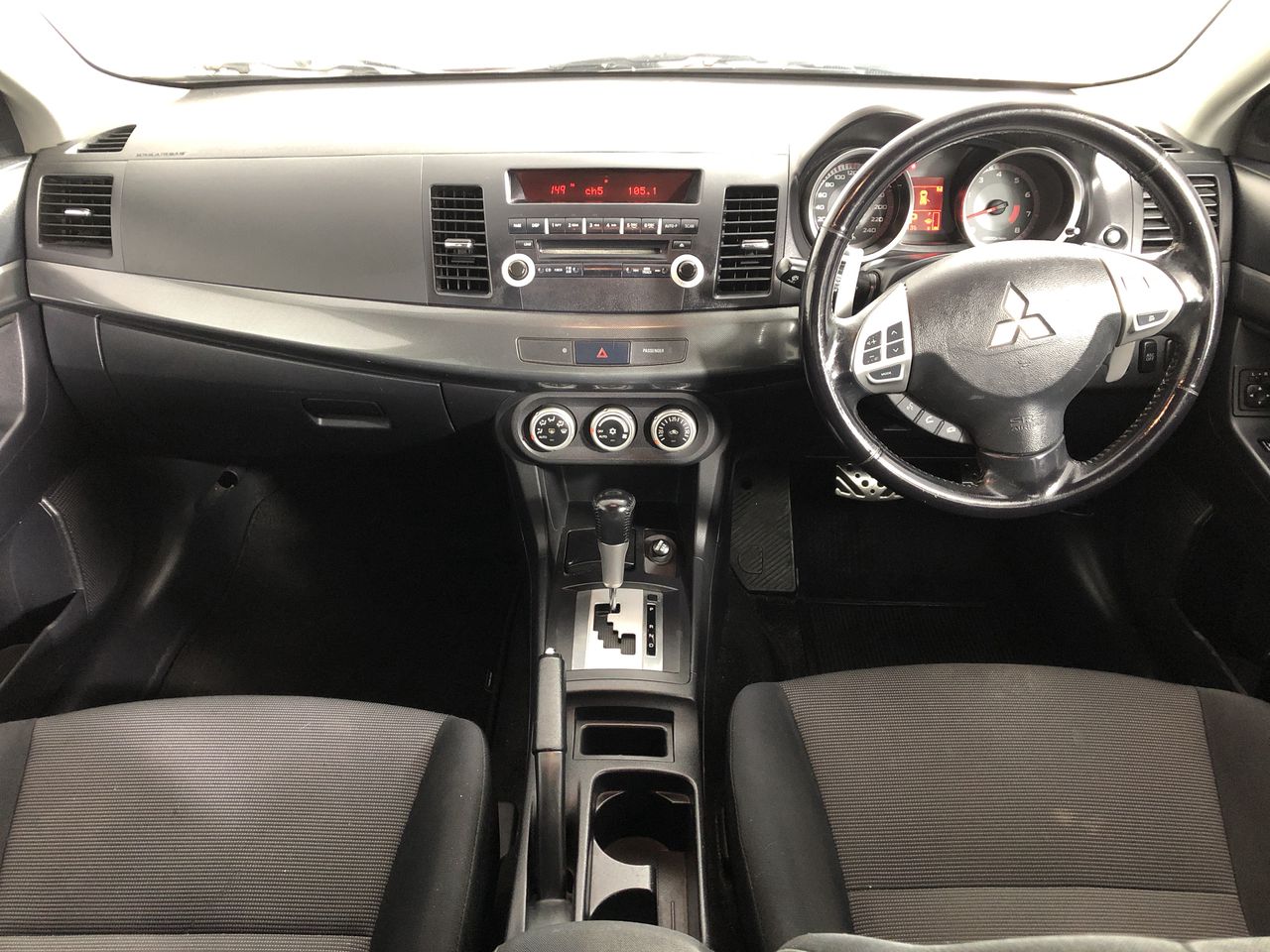 10mm Simulated White Pearl Earrings