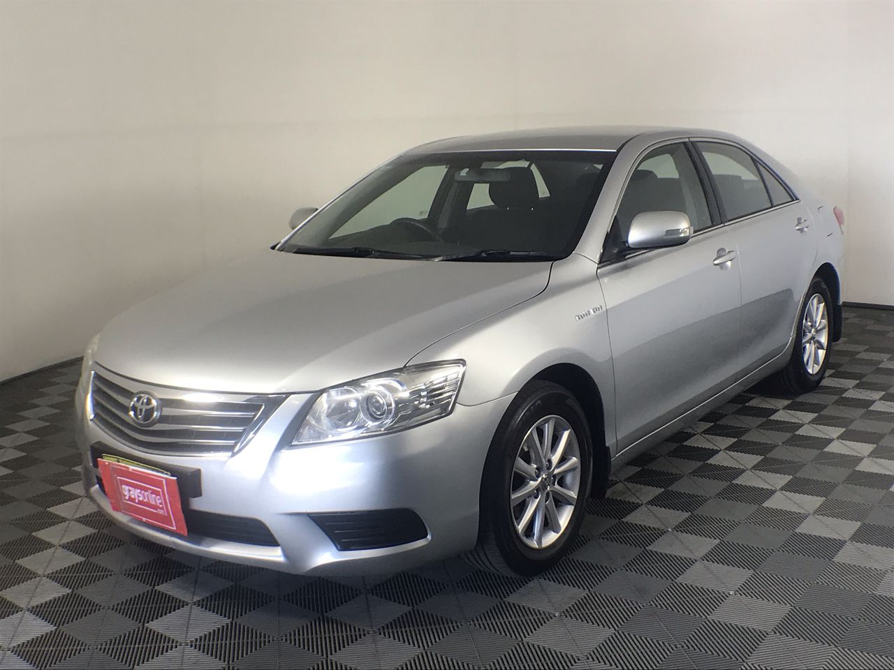 Stunning 18ct Yellow Gold Plated Cherub Pendant