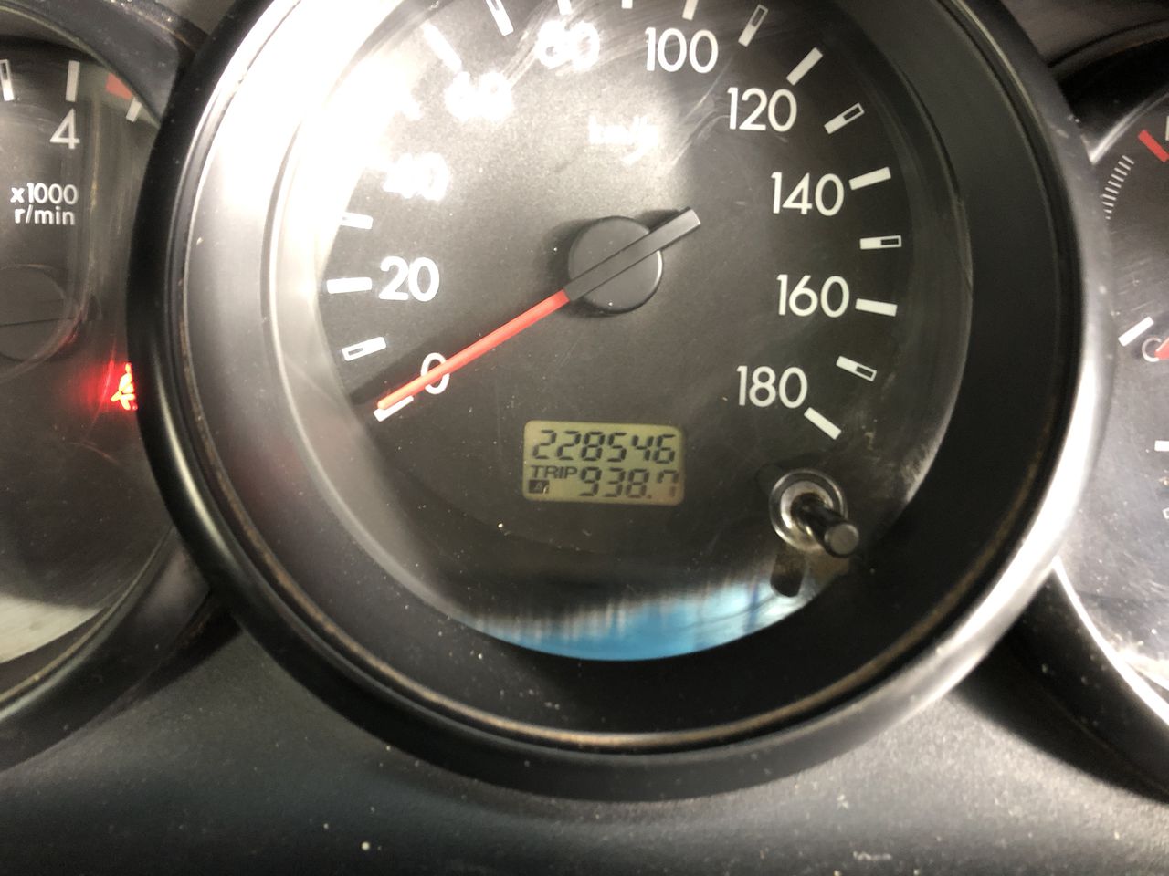 Kid's Frozen Themed Trolley Suitcase