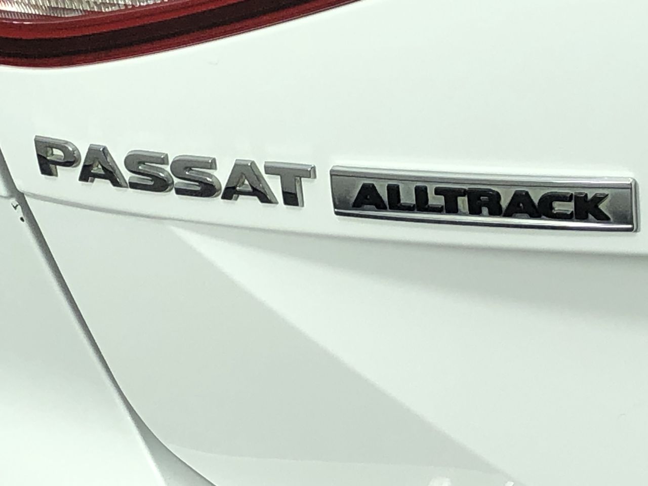 Lindeman's Bin 85 Pinot Grigio (6x 750mL). SEA.