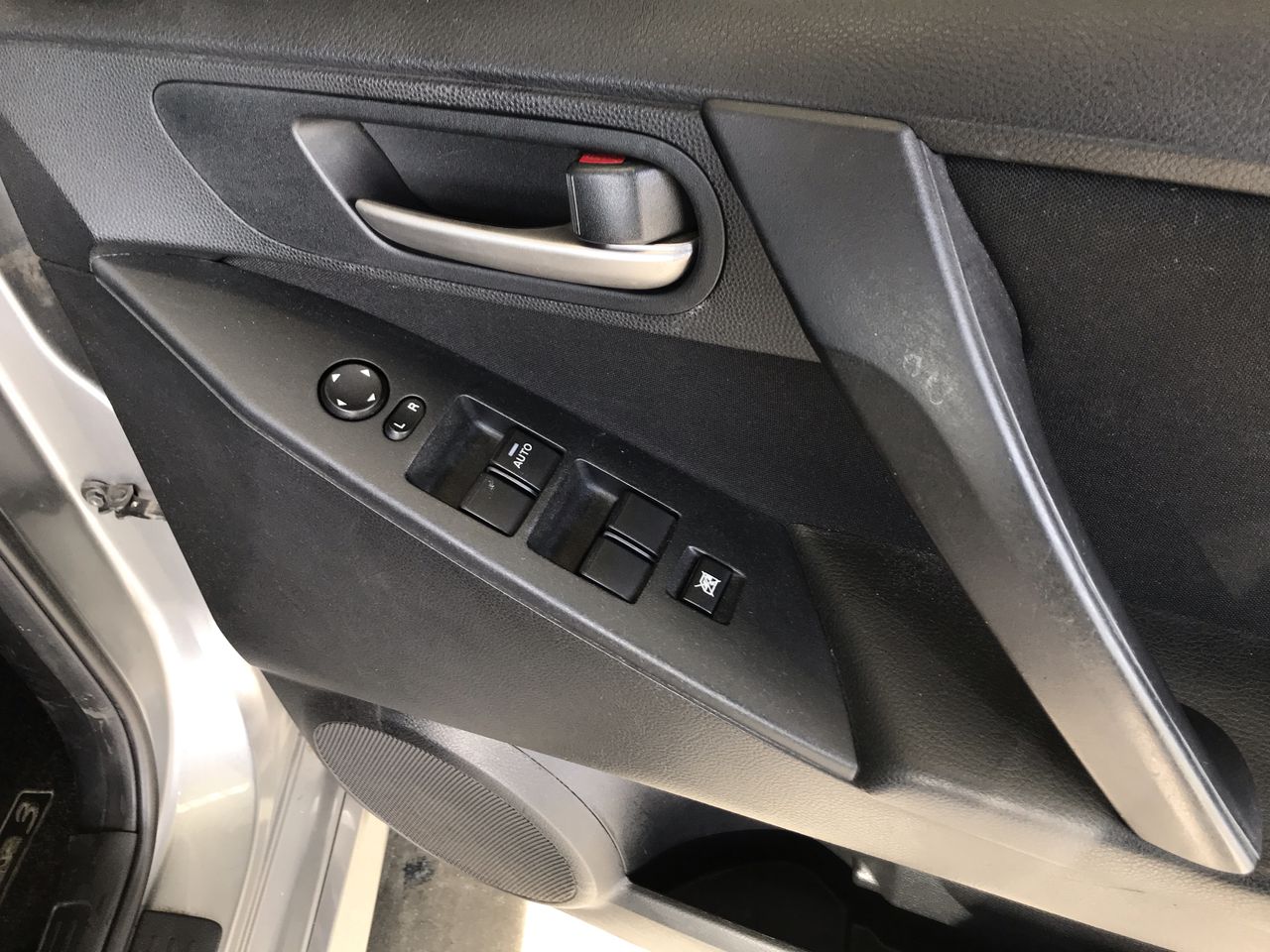 Vial full of Gold Leaf/Flake