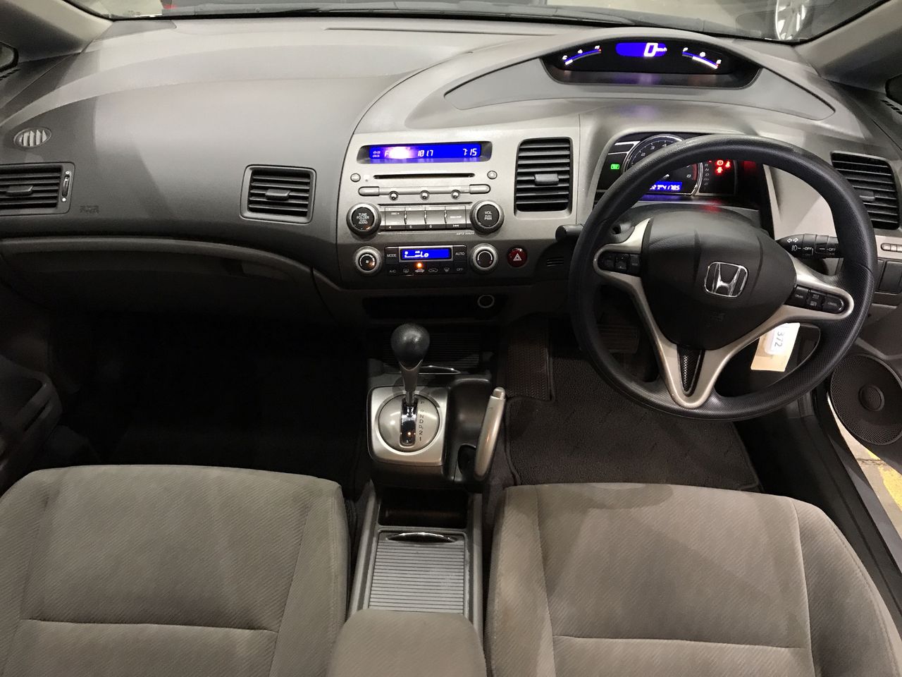 Vial full of Gold Leaf/Flake