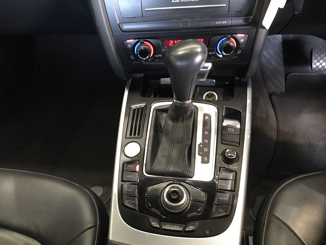 2023 $2 Matilda Light Green Coloured two dollar FIFA Soccer Coin Queen New