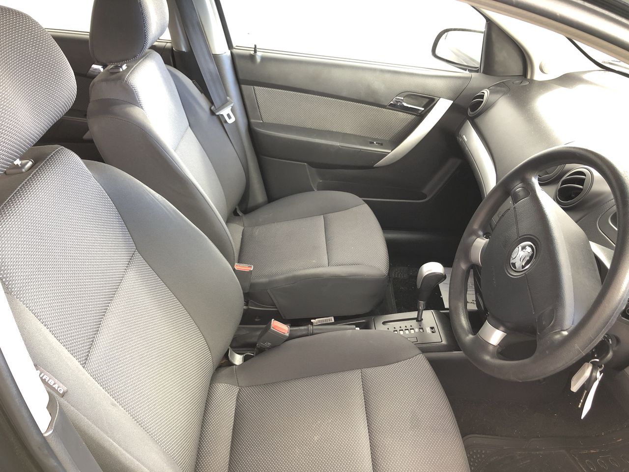 ENERGIZER Maxi Battery Charger, Charges Rechargeable AA and AAA Batteries,