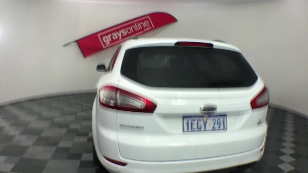 Abstract Spider Pendant in Silver