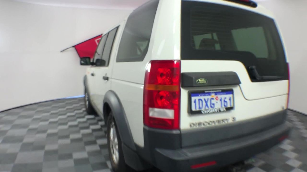 Designer Simulated Diamond Ring in Silver - US Size 7