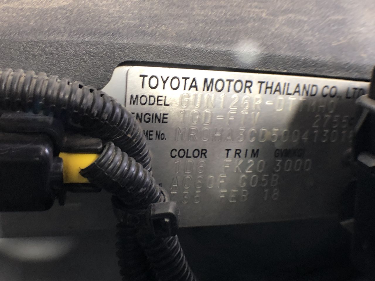 2 x CHAMPION Women's Legacy Oversized C-Logo Tee, Size 2XL, Cotton, Ivory W