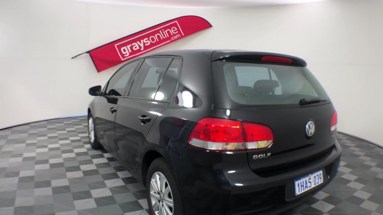 Set of 2 x 8ft Wrought Iron Style Gates(Unused)