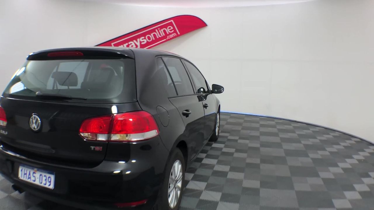 Set of 2 7ft Cow Design Wrought Iron Style Gates(Unused)