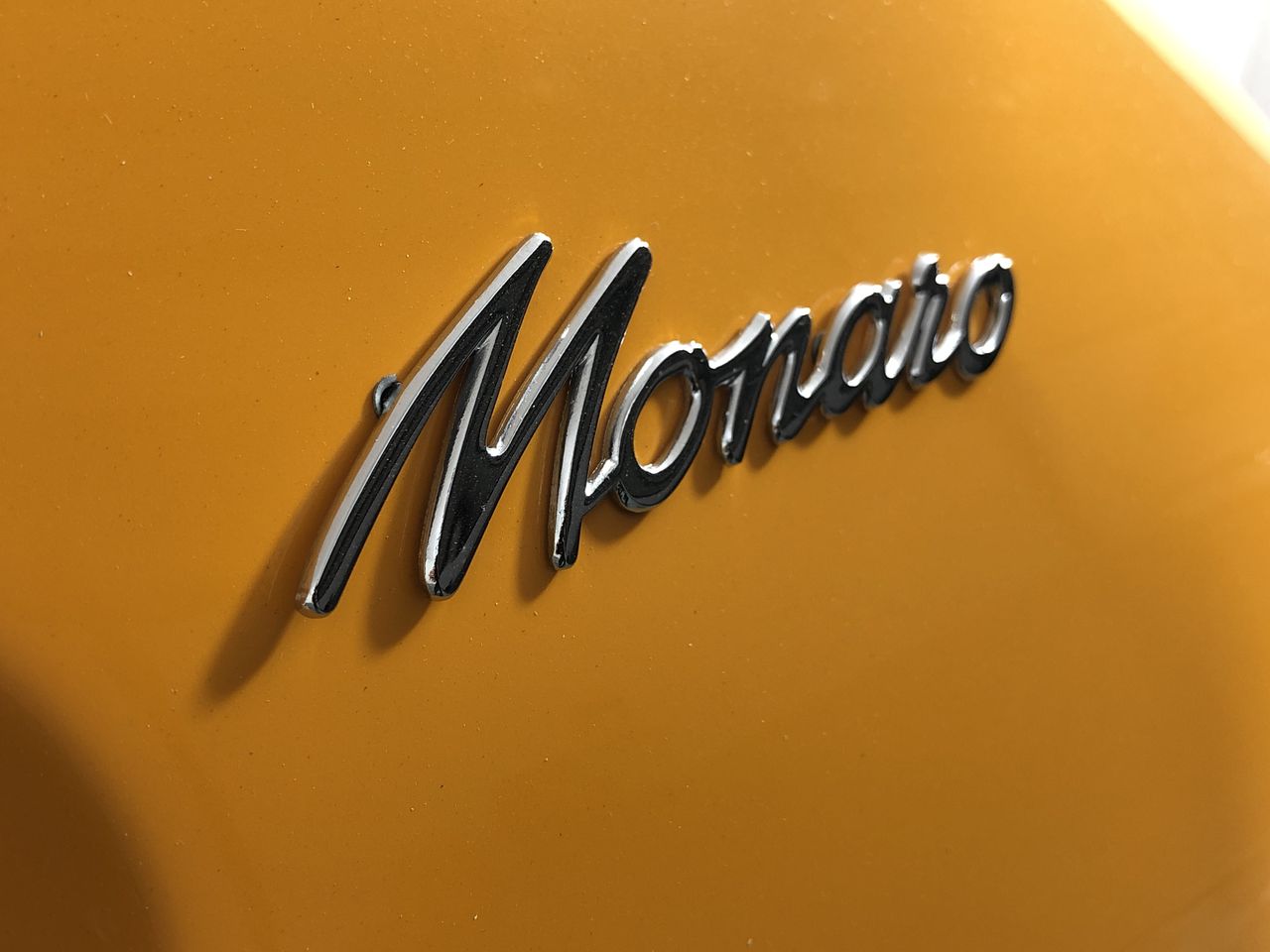 Copper Water Bottle Hammered 1 Litre for Ayurvedic Health Benefits