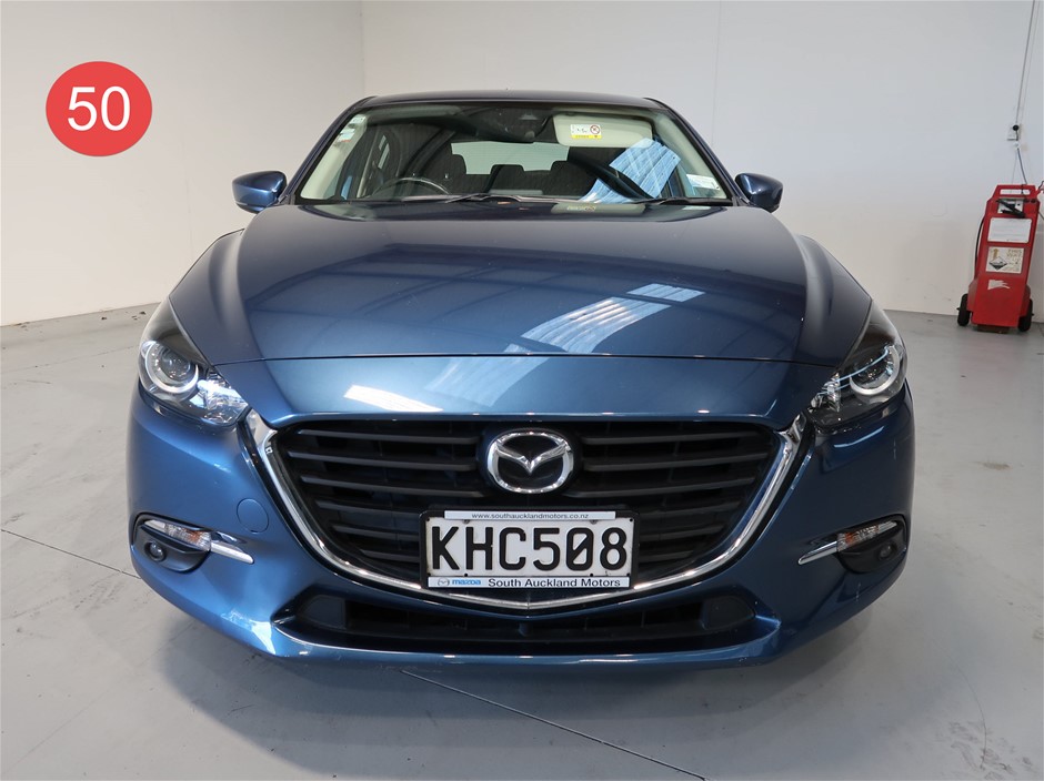 18K White-Filled Cuban Chain Bracelet with Simulated Diamonds - 17.8cm