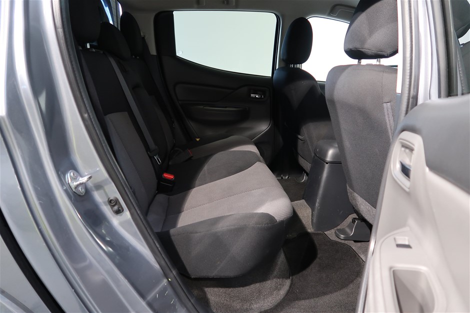 Aboriginal Flag, 1/10th Oz .999 Pure Solid Silver Bullion Coin, with C.O.A