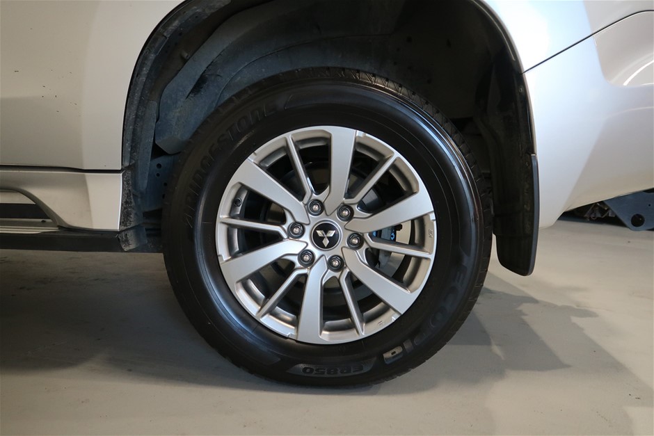 APC Smart-UPS SMX750I Rackmount UPS