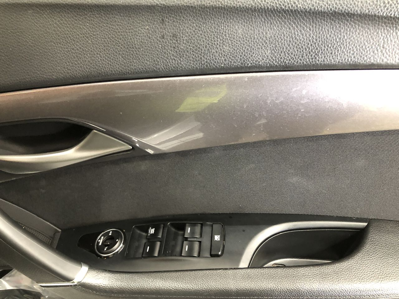 <p>2 x Tyres on Rims</p>