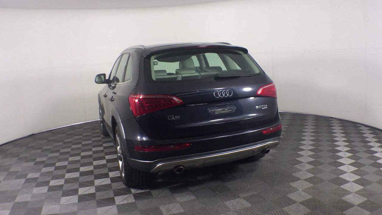 <p>Contents Of 3 Shelves</p>