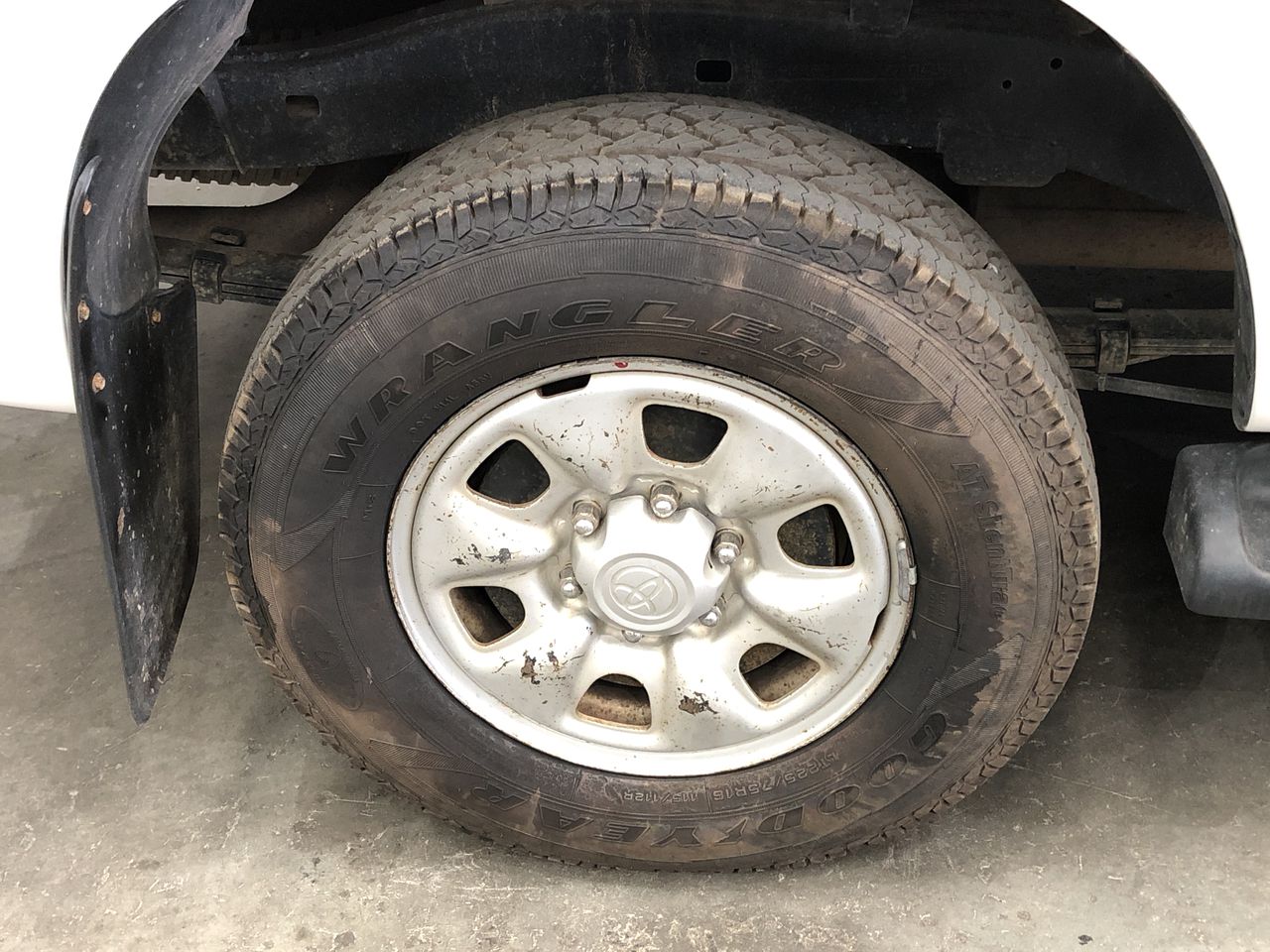 Wolf Blass Red Label Semillon Sauvignon Banc (6x 750mL)