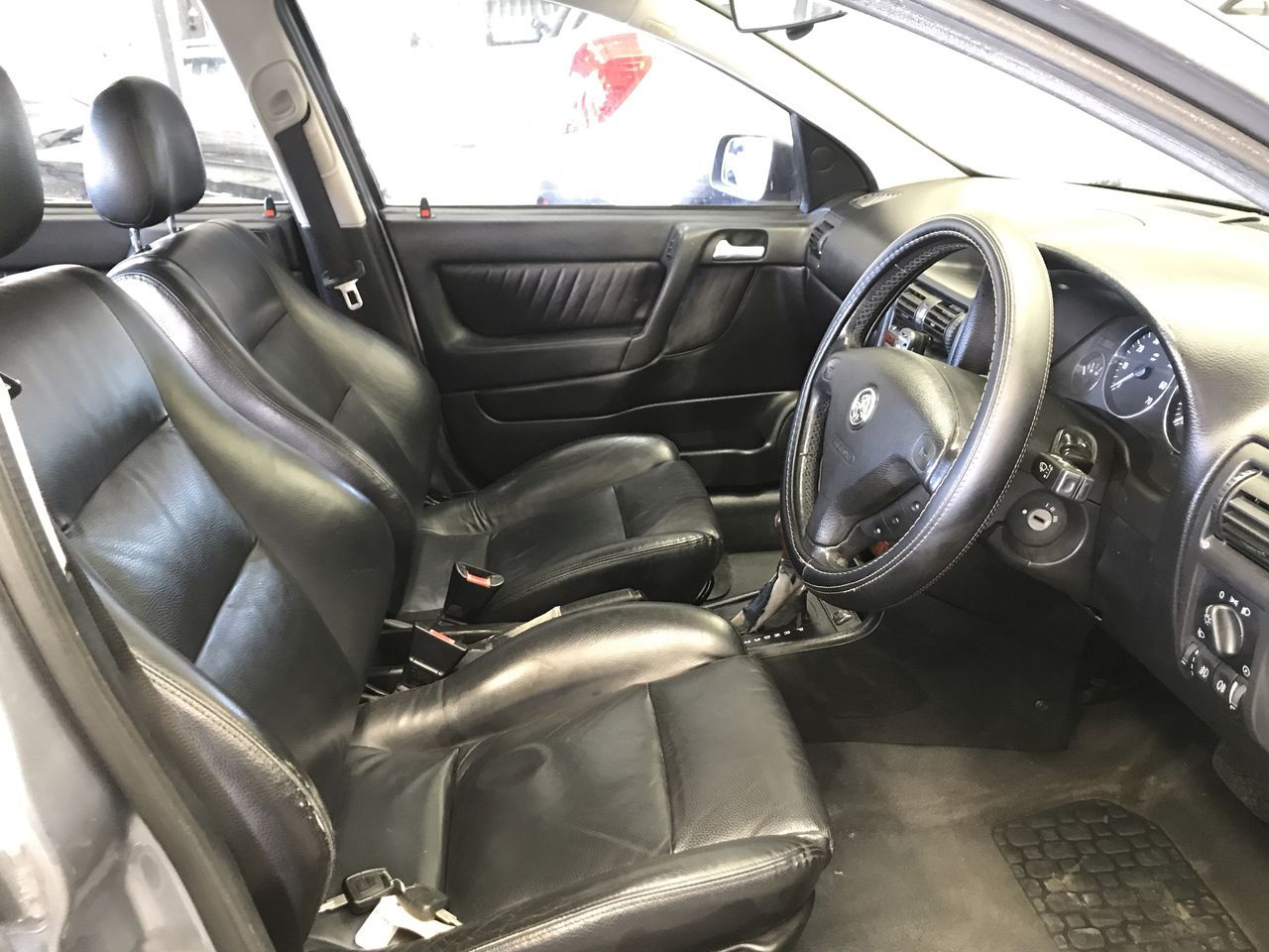 The Hero Preservative Free Pinot Noir (6x 750mL)