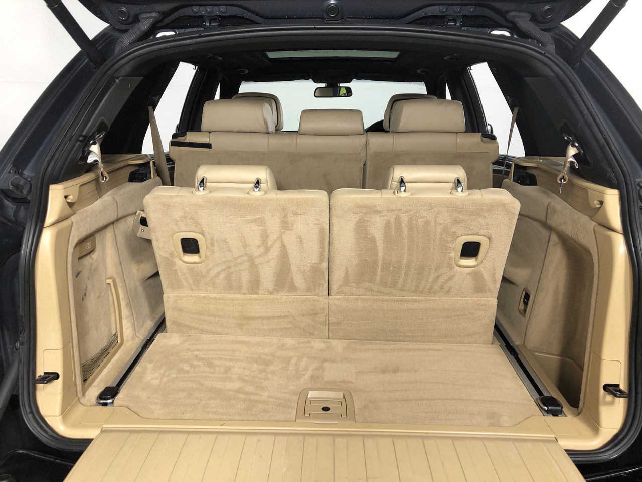 8 x AUSTRALIAN BOTANICAL Soap Bar Goats Milk & Raspberry, 200g. N.B: Damage