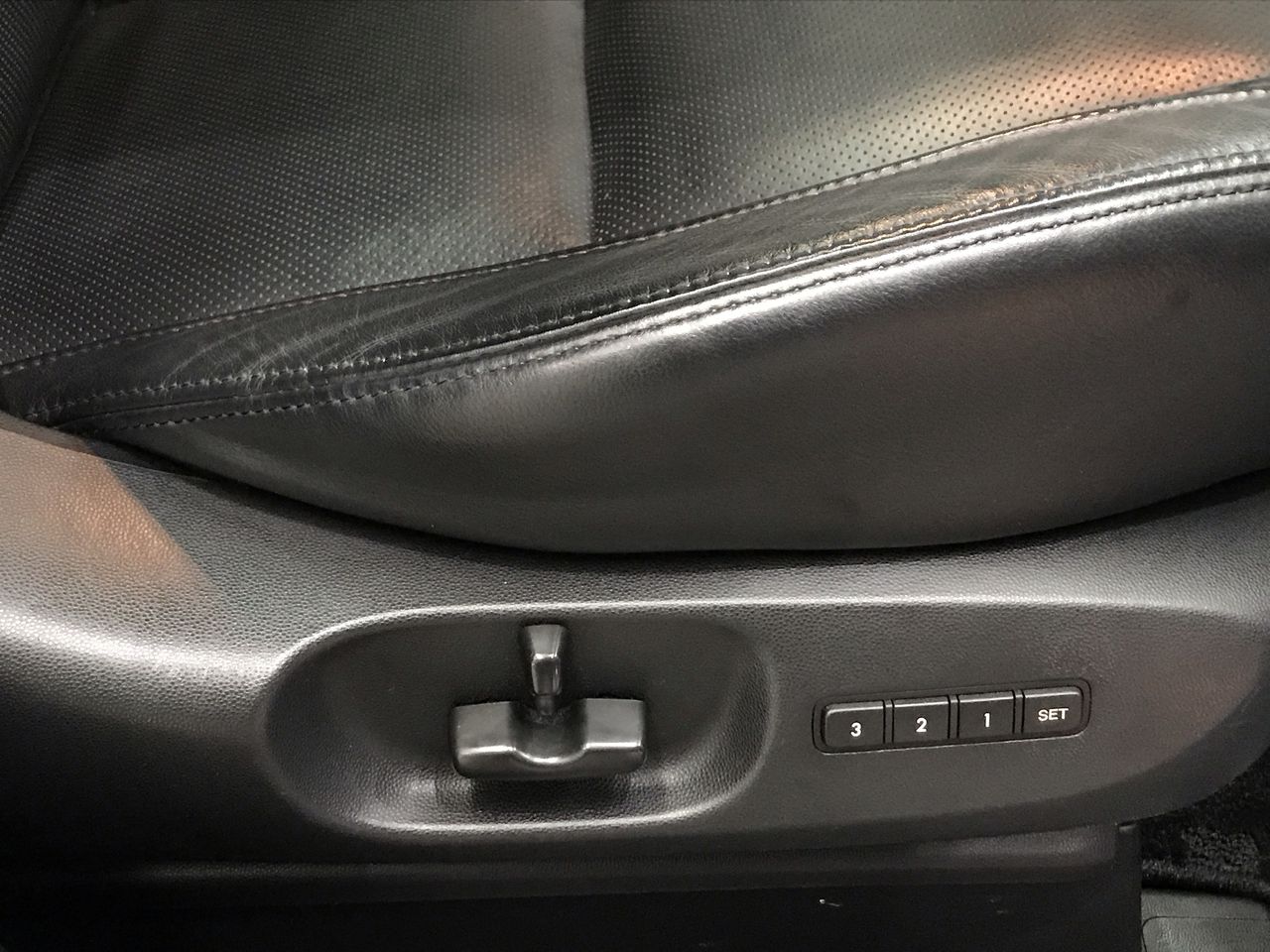 2025 ALIEN Colour Silver Stunner 43 mm Coin C.O.A. LTD 5000