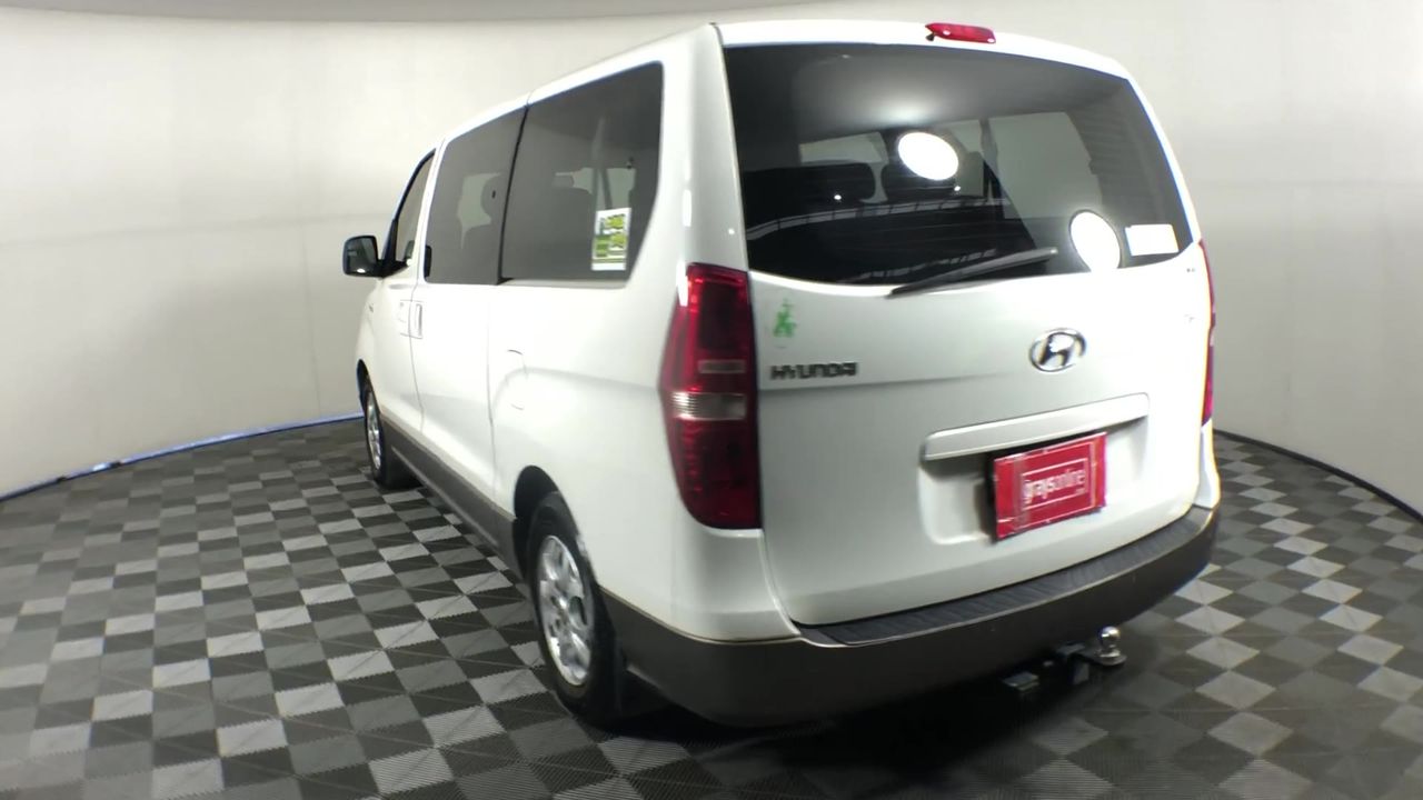 0.12 carat white round 5 diamonds