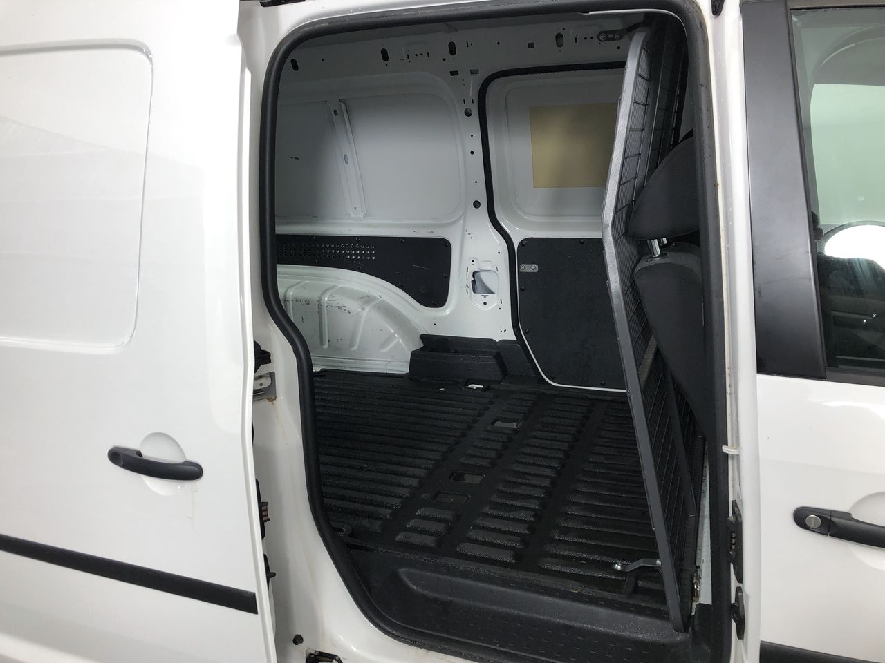 2.0ct Round Cut GRA Certified Moissanite 925 Sterling Silver Ring - Size 8