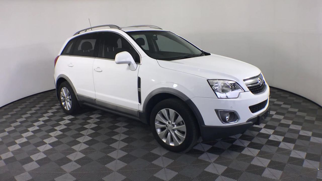 2023 $2 Matilda Light Green Coloured two dollar FIFA Soccer Coin Queen New