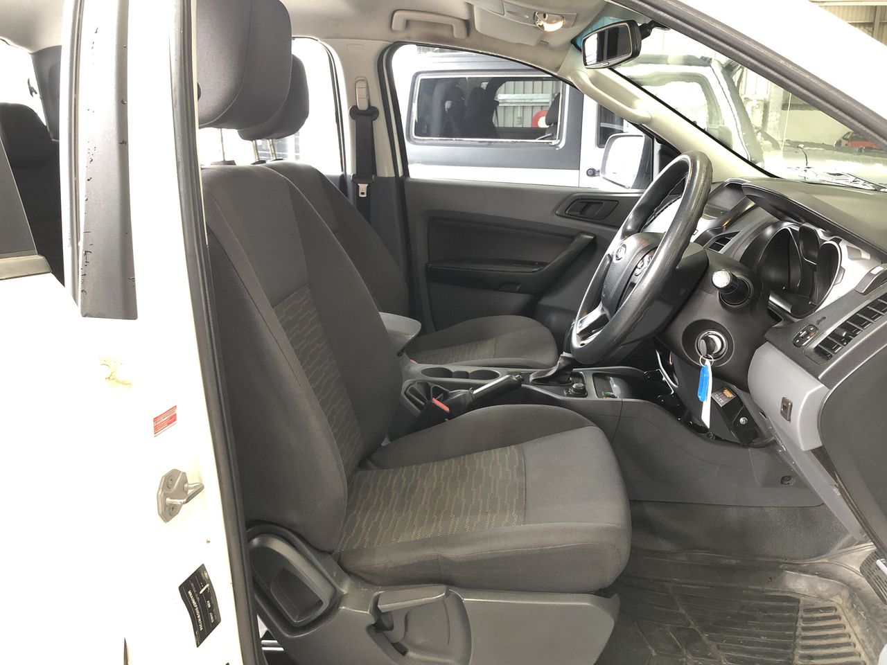 0.07 carat white round 4 diamond