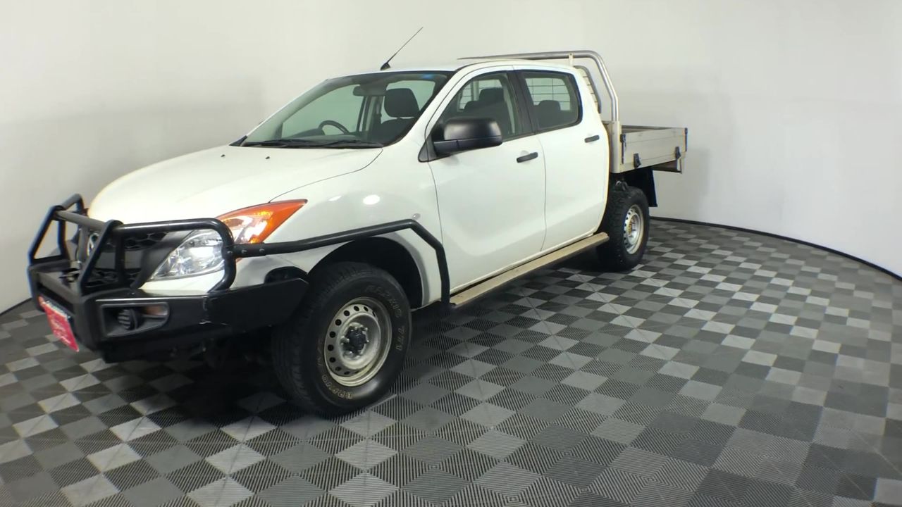 ADIDAS Men's TR-ES Woven Shorts, Size M 7" (AU/US), Black/White, IC6976.  B