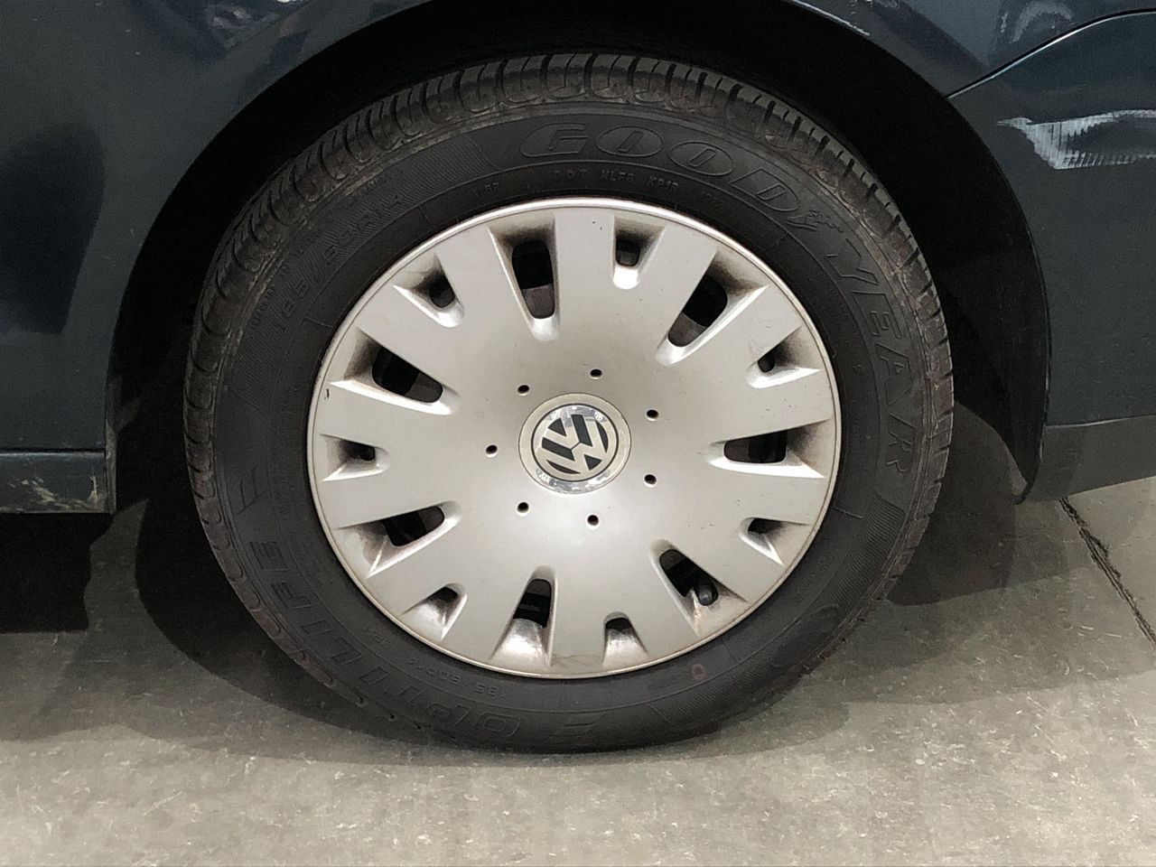 4 x Assorted Wireless Controllers. 1 x PLAYSTATION DualSense Controller Whi