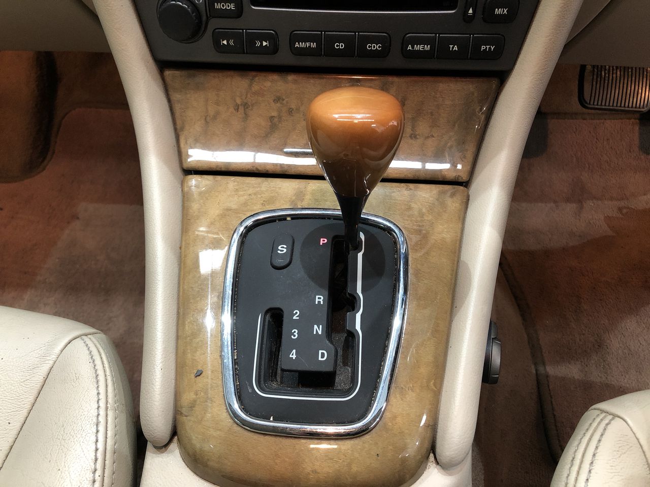 Bleeding Heart Shiraz (12x 750mL) McLaren Vale