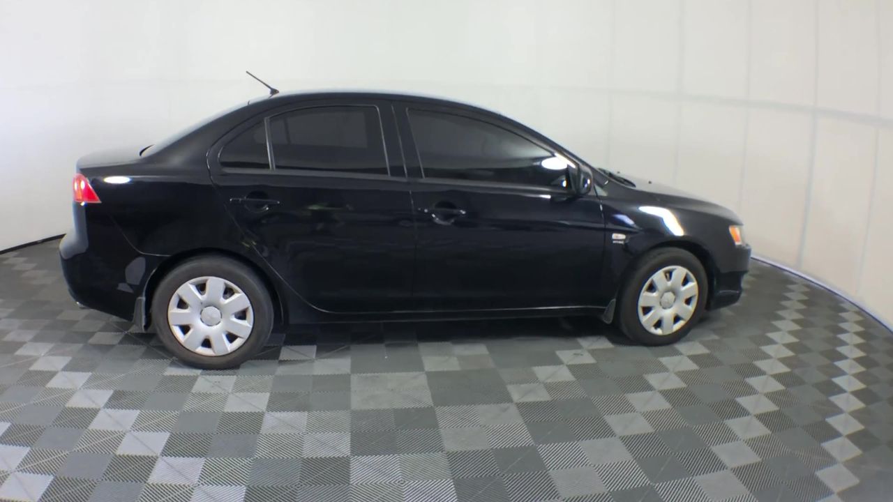 Ponte Prosecco DOC NV (6x 750mL). Italy