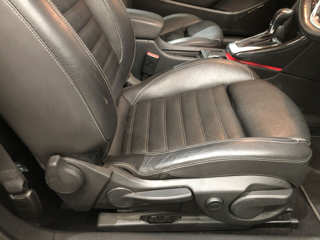 Night Merchant Vodka Lime And Soda Cans (24x 250mL) NSW