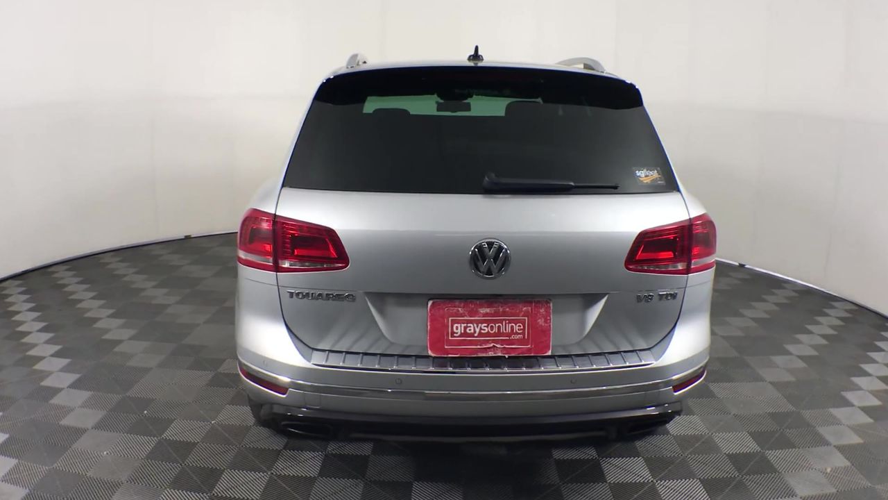 Divici Prosecco Organic NV (6 x 750mL), Italy.