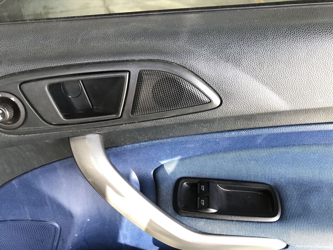 Cowpunk Prosecco 'Col Fondo' 2022 (6x 750mL) NSW