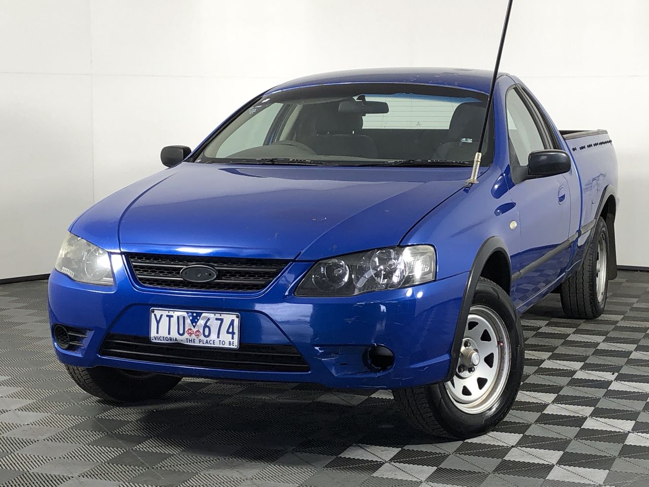 FORD FALCON GT 351 Certified 1/10th Oz (Approx) 999 Silver Bullion Coin