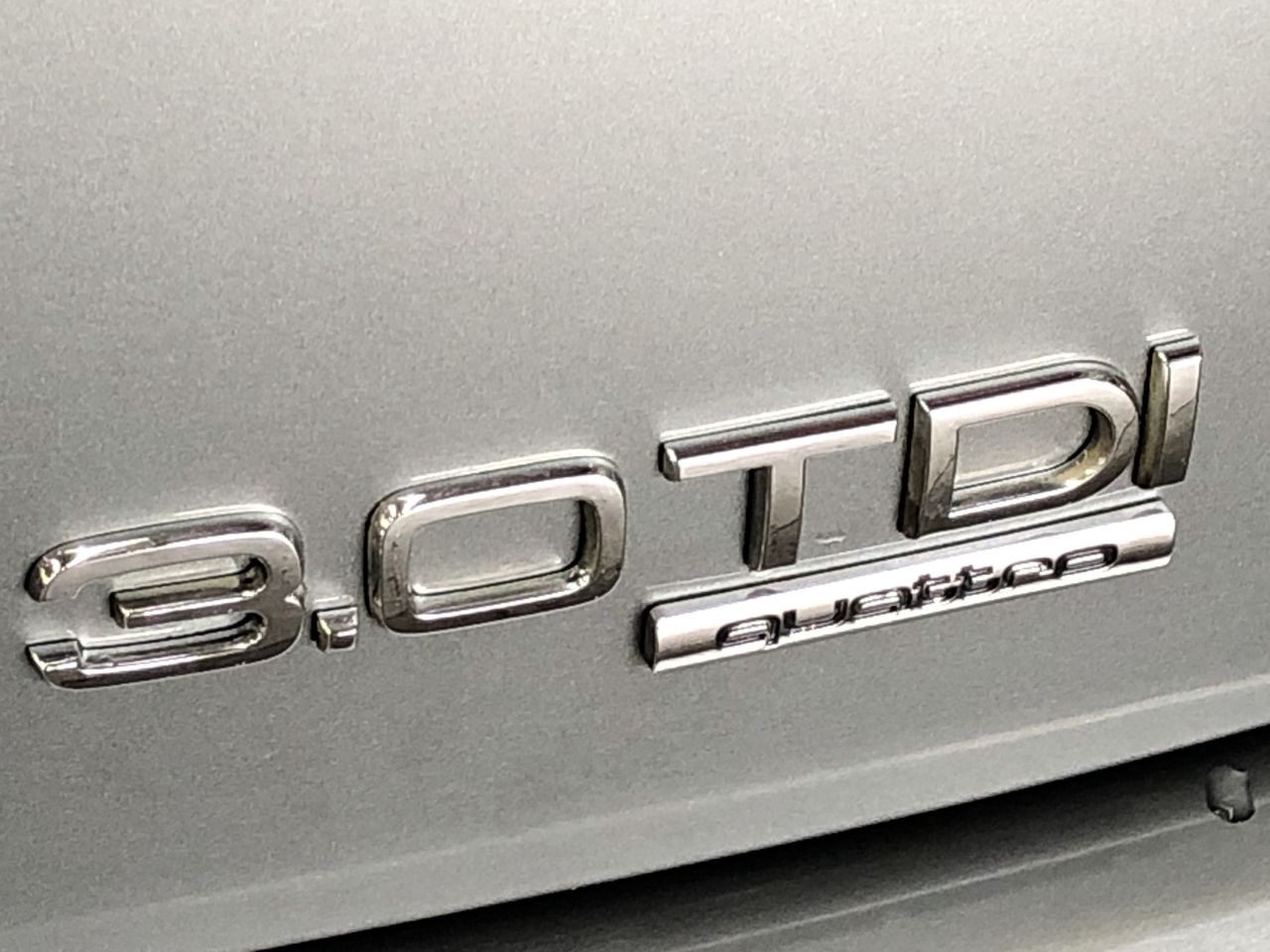 PUMA Men's ESS Fleece Crew, Size L, 66% Cotton, MediumGreyHeather (03), 199