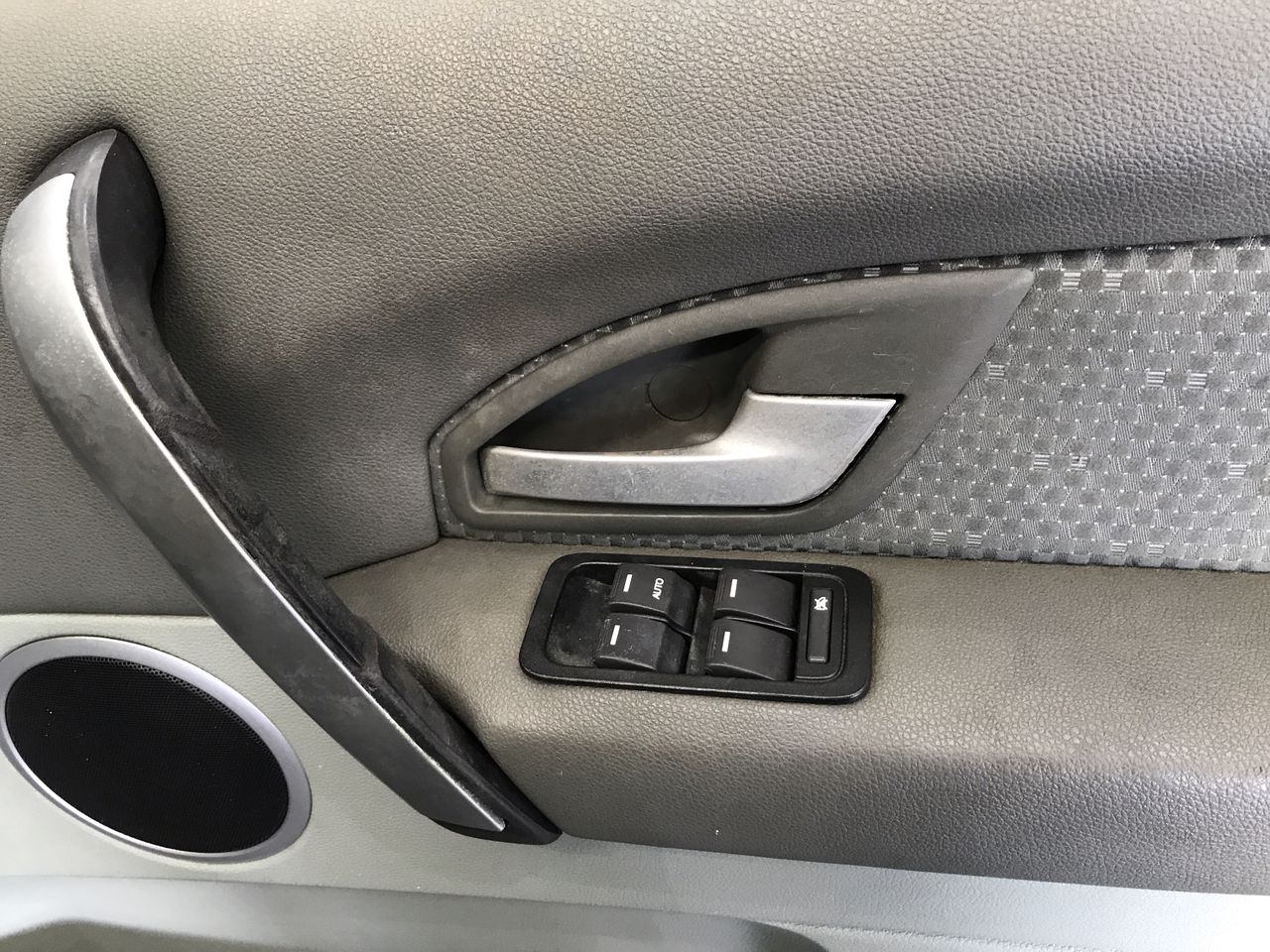 NATURALLY Solar GTX Solar LED Pathway Light 4 Pack, GTX-P104CR-4pk. NB: Min