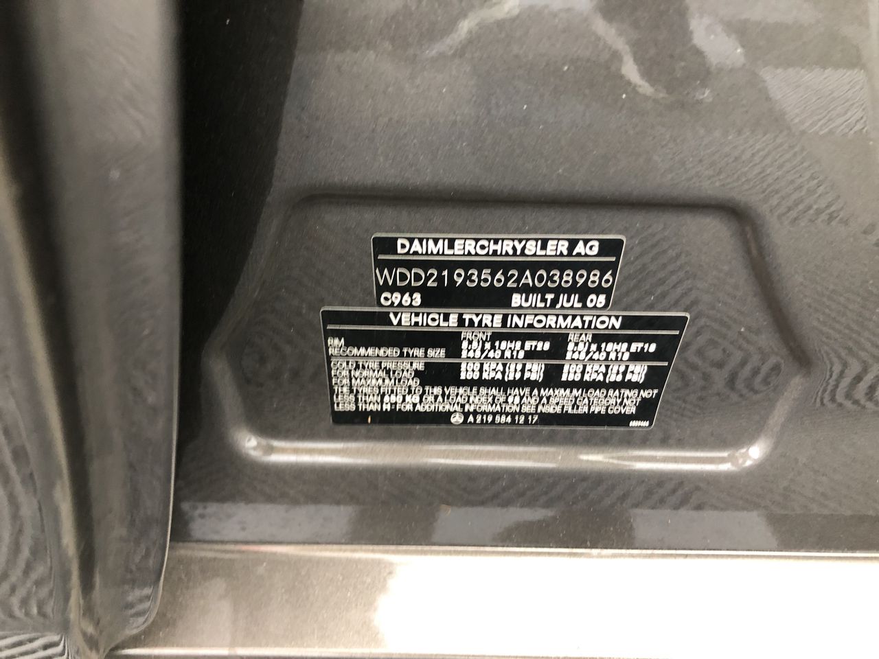 TOMMEE TIPPEE Sleeptime Portable Blackout Blind with Suction Cups, Adjustab