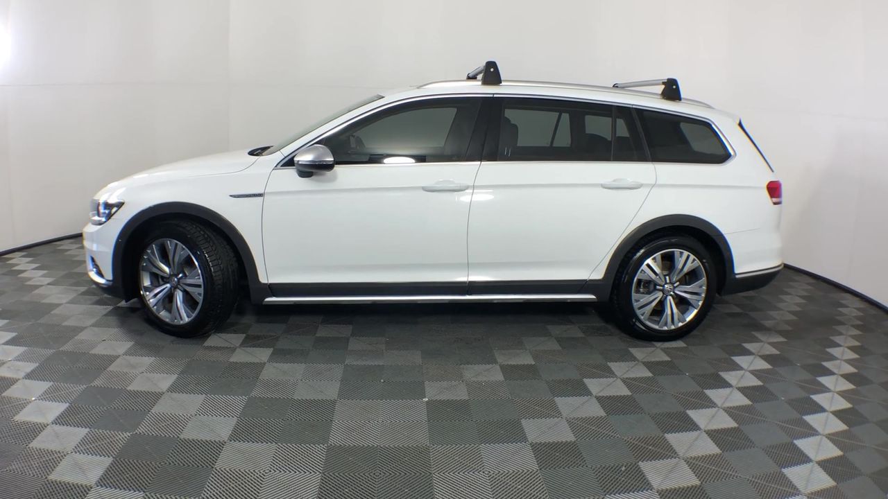 McGuigan Cellar Select Tempranillo 2018 (6x 750mL), SA.