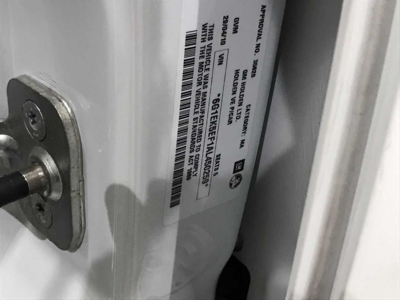 Redbank Emily Brut Cuvee NV (6x 750mL) King Valley, VIC.